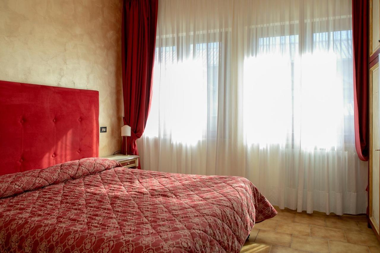 Hotel Fiordigigli LʼAquila Esterno foto