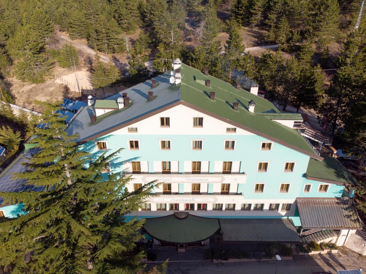 Hotel Fiordigigli LʼAquila Esterno foto