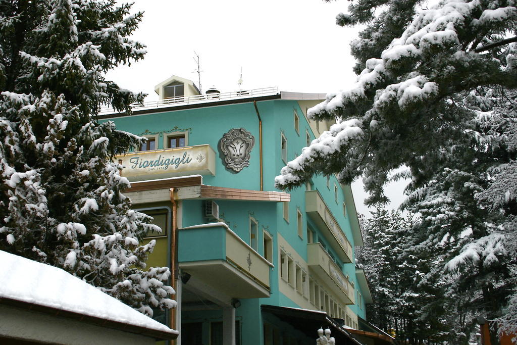 Hotel Fiordigigli LʼAquila Esterno foto